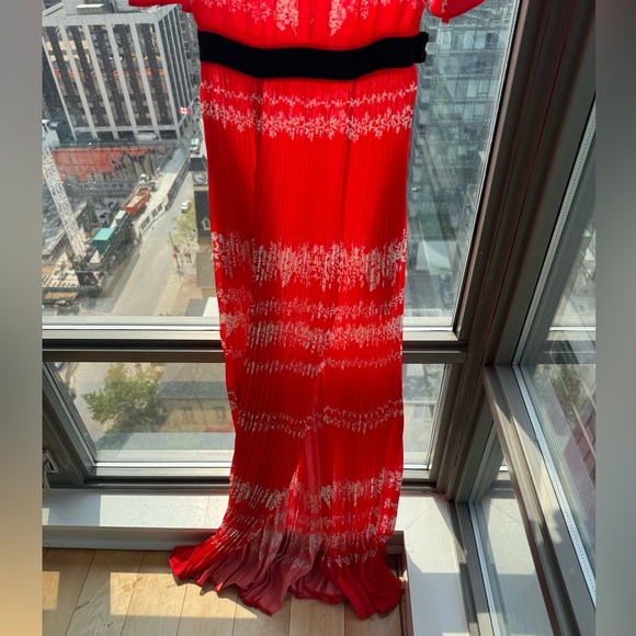 🆕 SELF PORTRAIT 🧿 NWOT Red Flower Spell Pleated Maxi Dress - CUT TAGS -Size 0 - Picture 7 of 16
